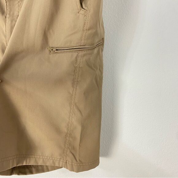 Wrangler Shorts Men’s Size 40 Tan Cargo Quick Dry Golf Outdoor Hiking Trekking - Picture 13 of 14